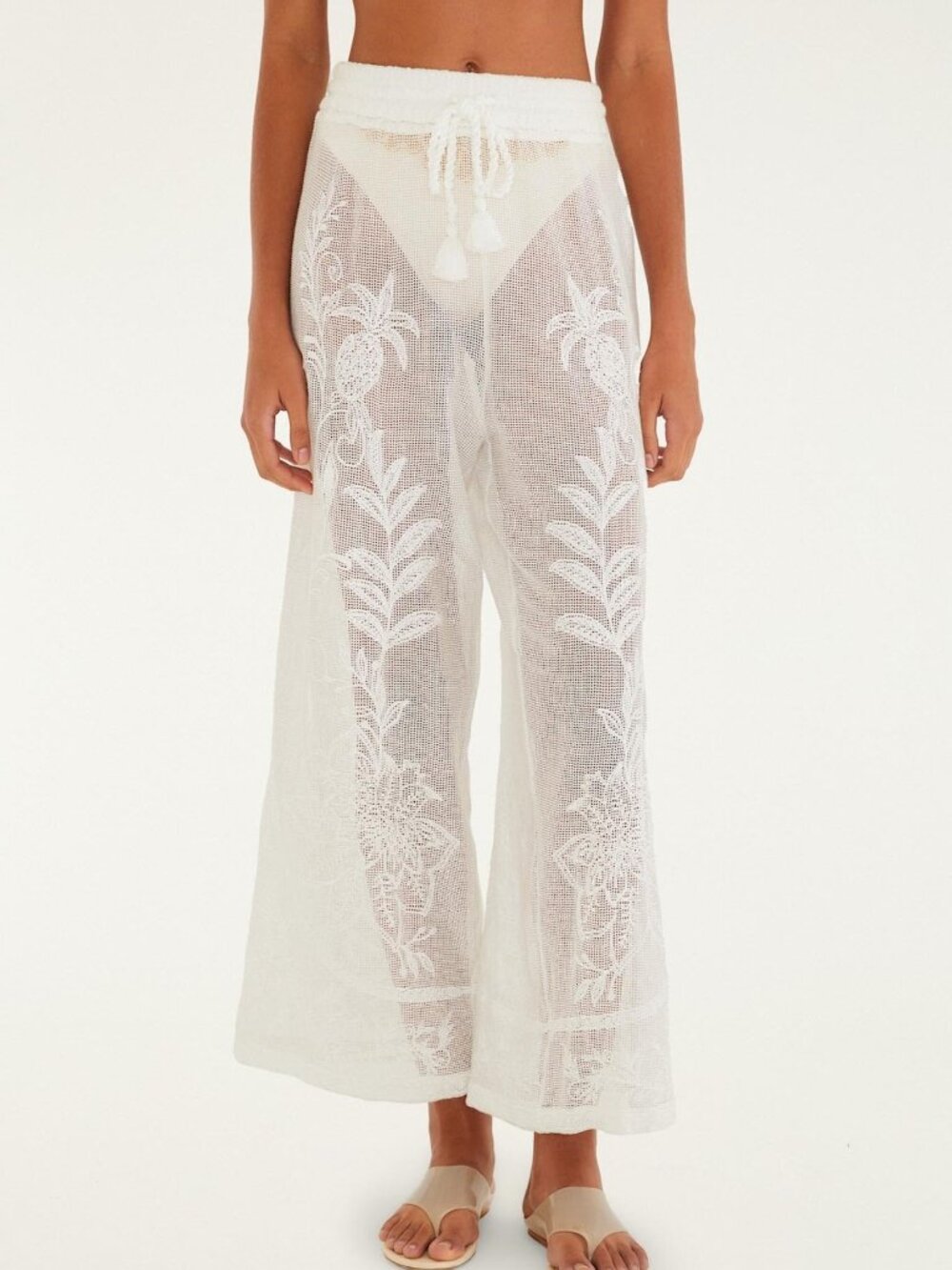 Farm Rio Off White Nina Pants (Size Medium, BNWT)